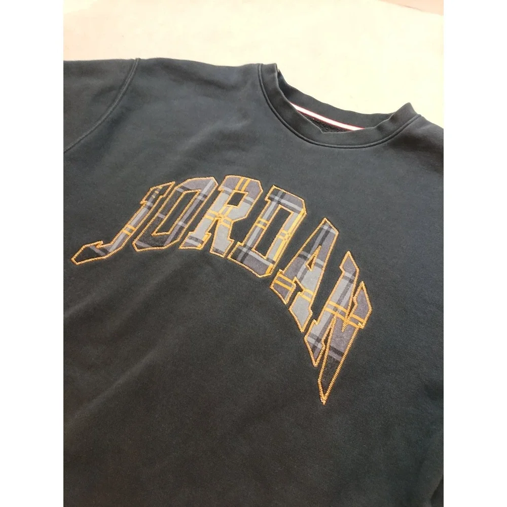 Jordan Mens Medium Black Sweatshirt Essential Holiday Plaid Air Spellout